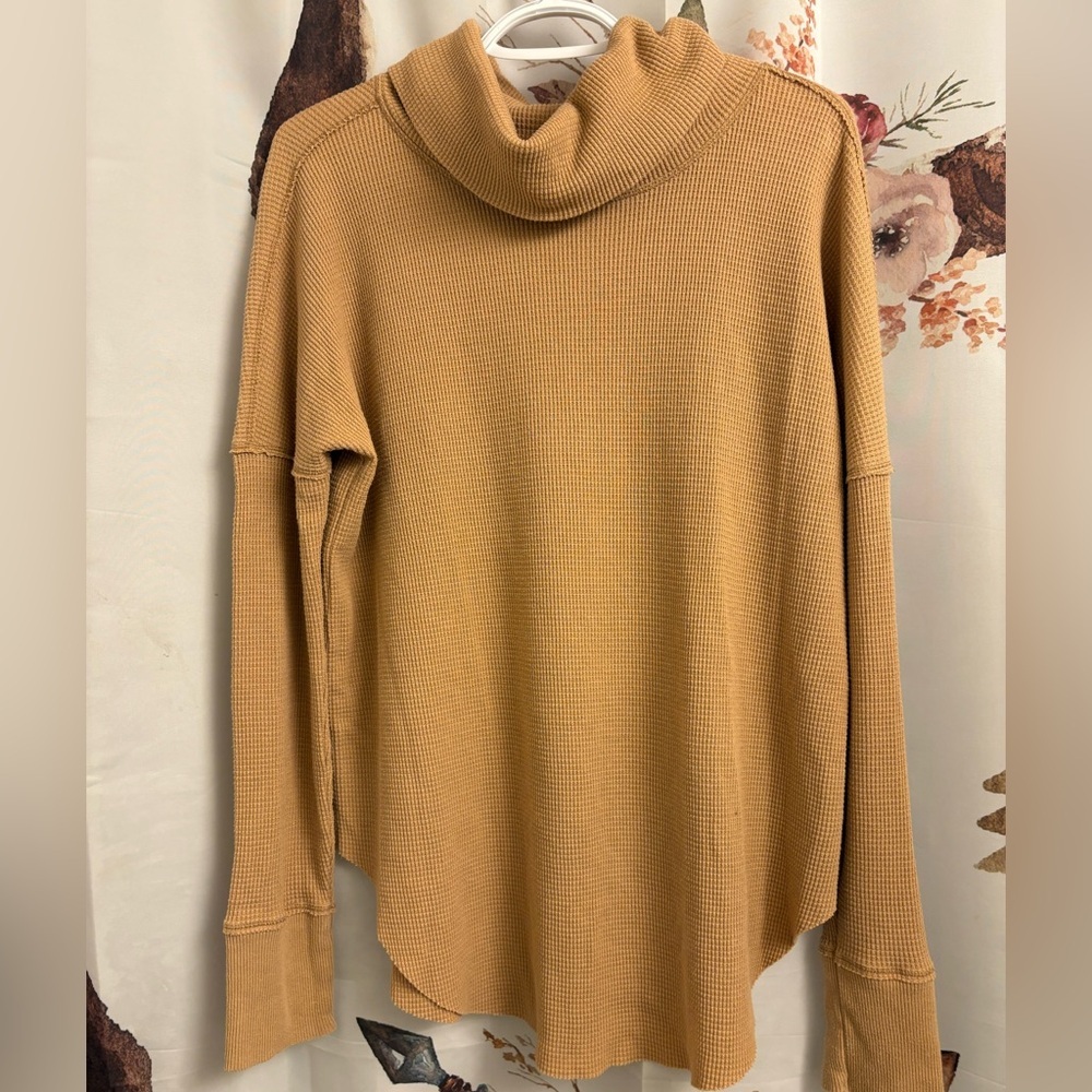 Cozy Medium TNA Top​